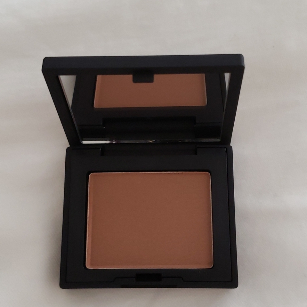 NARS Bronzer Powder - Picture 2 of 3